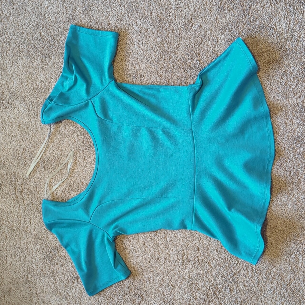 Eyelash Couture Turquoise Blue Peplum Top M